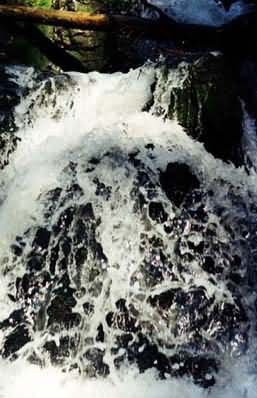 водопад на реке Ойрок