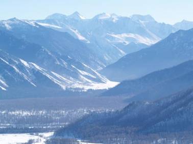 Горный Алтай зимой. Катунский хребёт, гора Белуха.